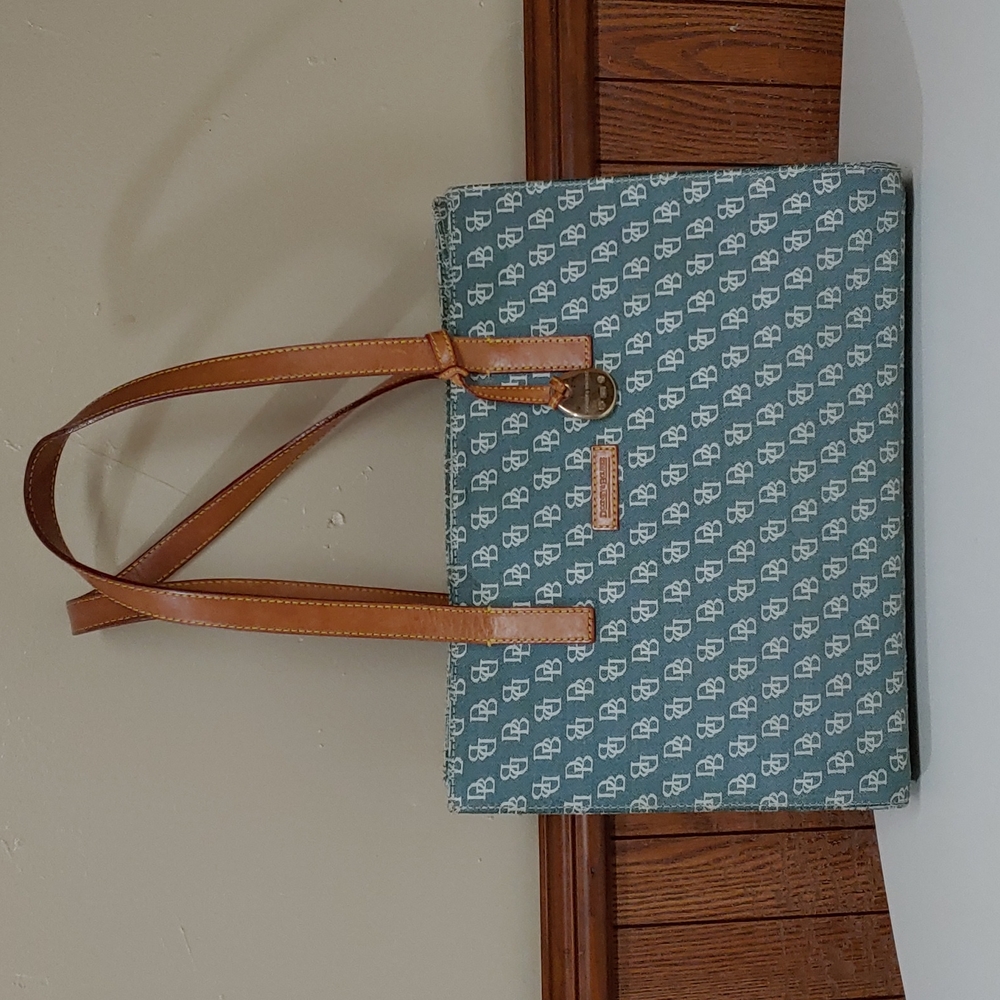 Dooney & Bourke Signature Large Shoulder Bag